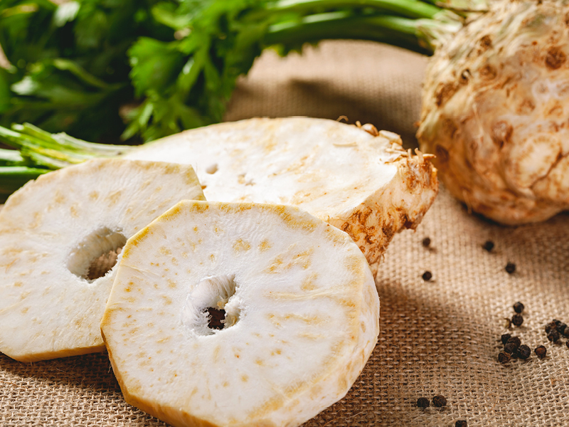 NOVUM-Rezept: Selleriescheiben in Pfannkuchenteig – NOVUM – Das Obst ...