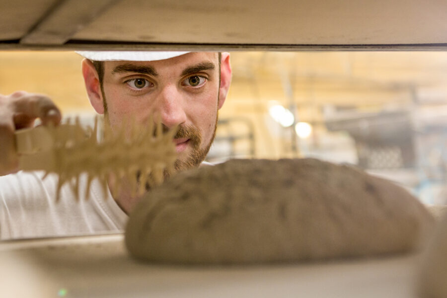 Brot wird gebacken