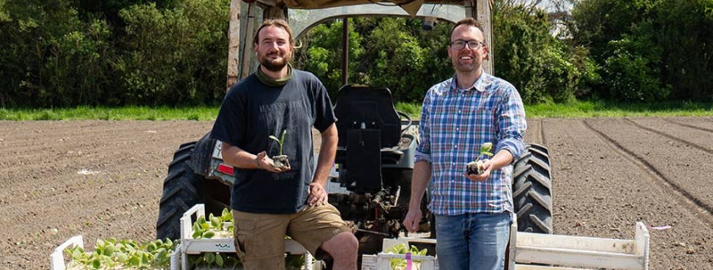 Bio-Landwirt Benjamin Hans vom Biolandhof Morgentau, Partnerbetrieb von novum.bio